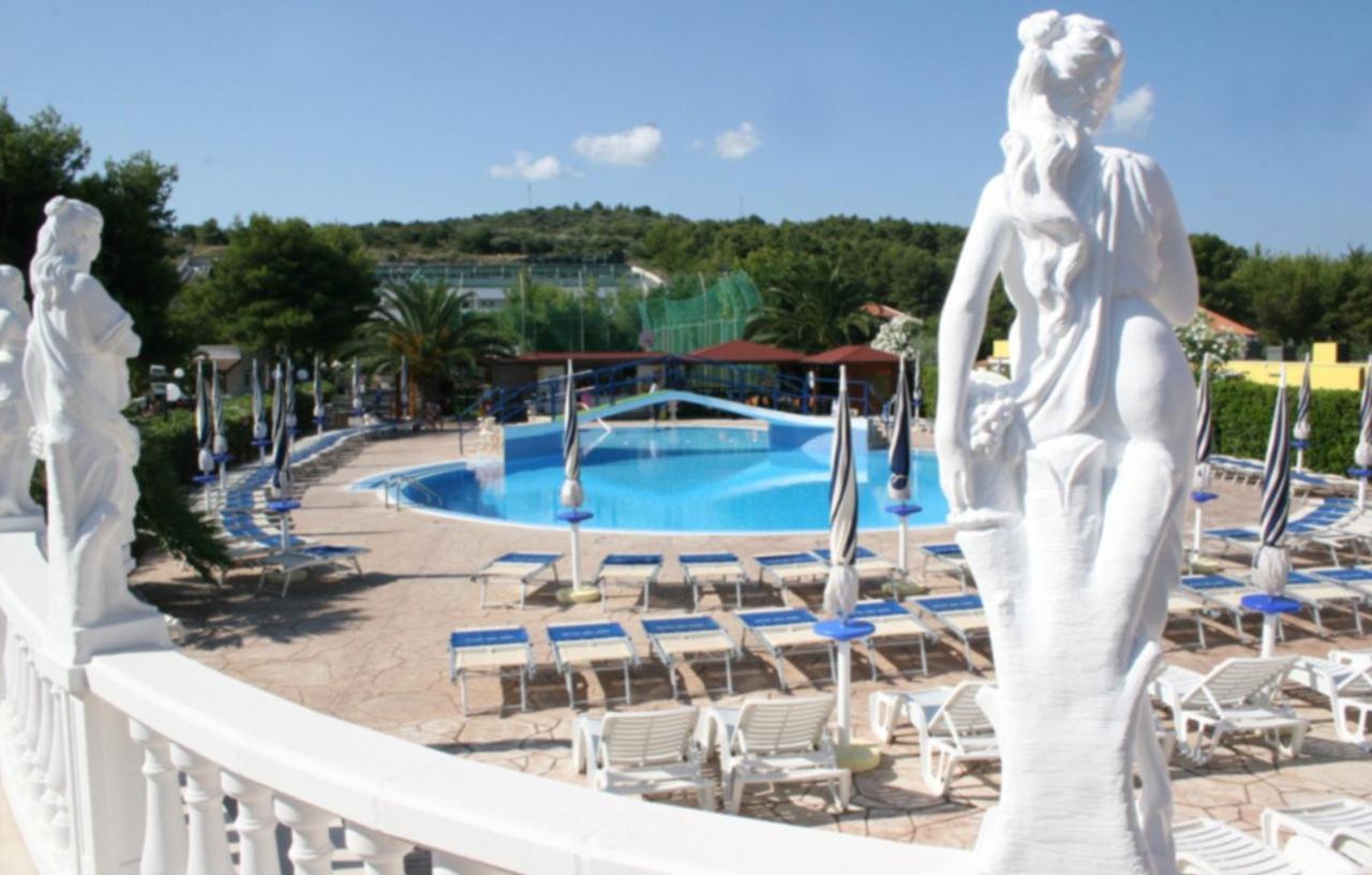 Green Park Village Βιέστε Εξωτερικό φωτογραφία